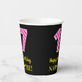 おもしろいストライプピンク誕生日"17":ハッピー17+名前 紙コップ (左)