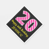 おもしろいストライプピンク誕生日"20"、Happy 20"、名前 スタンダードランチョンナプキン (角)