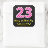 おもしろいストライプピンク誕生日"23":ハッピー23 スクエアシール (バッグ)