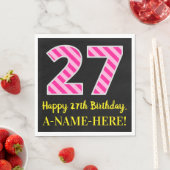 おもしろいストライプピンク誕生日"27"; Happy 27 スタンダードランチョンナプキン (インサイチュ)