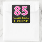 おもしろいストライプピンク誕生日"85"：ハッピー85 スクエアシール (バッグ)