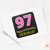 おもしろいストライプピンク誕生日"97":ハッピーピンク97 スクエアシール (封筒)