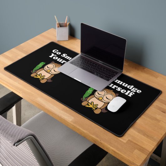 おもしろいスピリチュアルがフクロウの汚れめい想る デスクマット (オフィス2)