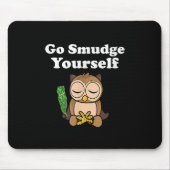 おもしろいスピリチュアルがフクロウの汚れめい想る マウスパッド (正面)