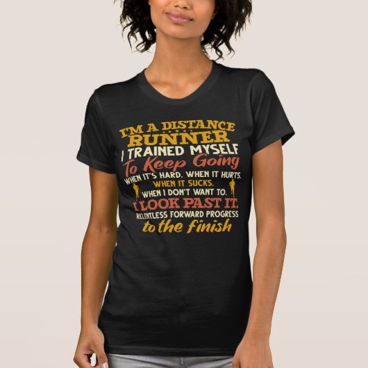 おもしろいディスタンスランナー引用文ランニングアスリート Tシャツ (正面)