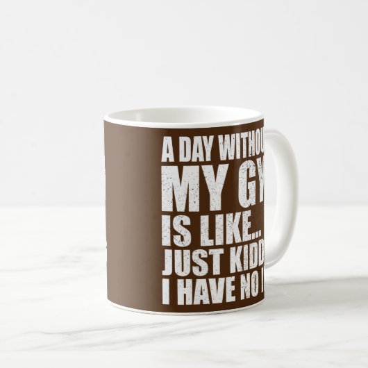 おもしろいトレーニングジム男性の女性の重量挙げ コーヒーマグカップ (正面右)