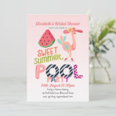 おもしろいトロピカルフラミンゴプールパーティーピンクブルーモダン 招待状 (スタンド正面)