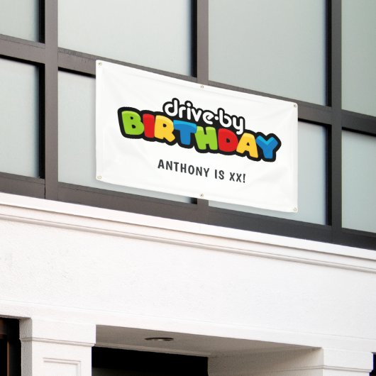 おもしろいドライブBy誕生日パーティー 横断幕 (ビルの外側)