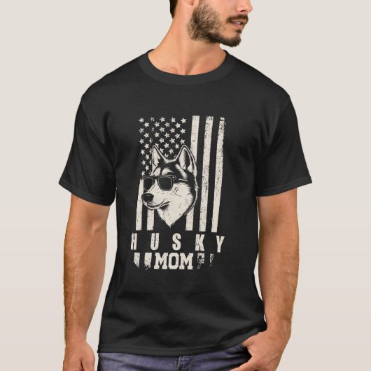 おもしろいハスキー犬ママ アメリカ国旗 女性向けギフト Tシャツ (正面)
