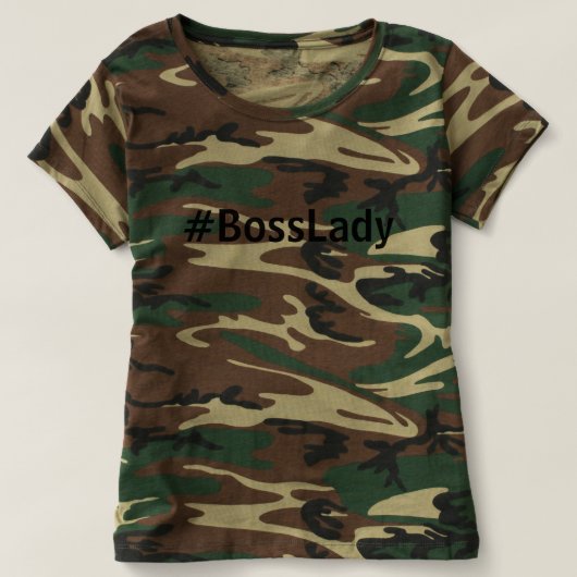 おもしろいハッシュタグ#BossLadyトレンディーグレーとホワイト迷彩柄 Tシャツ (デザイン正面)