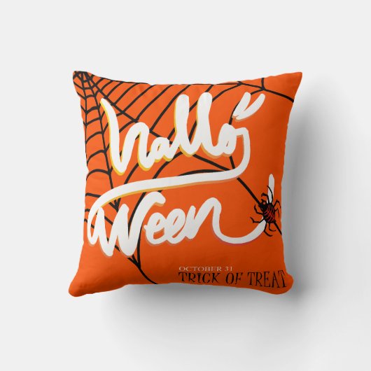 おもしろいハッピーハローウィン10月31日のトリックまたはトリート クッション (裏面)