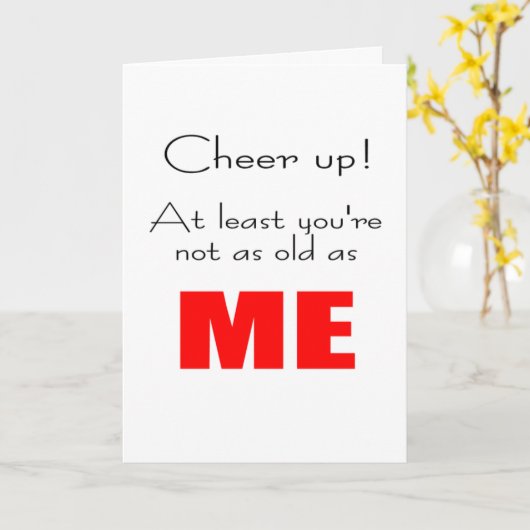 おもしろいハッピーバースデー希望年齢の比較 カード (黄色い花)