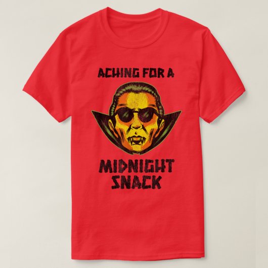 おもしろいハロウィンホラーヴァンパイア真夜中に痛み Tシャツ (デザイン正面)