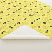 おもしろいハンドがサンシャインを引き、黄色の上に黒い足を乗せる シェルパブランケット (3/4)