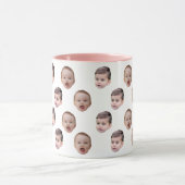 おもしろいパーソナライズされたベビー顔2枚 マグカップ (中央)