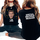 おもしろいパーソナライズされた誕生日カスタム写真 Tシャツ<br><div class="desc">バースデーベースの究極の群集プレザーを紹介：私たちおもしろいのバースデーパパーソナライズされたーティーカスタムフォトTシャツ！写真これは：あなたの誕生日クルーが、これらのマッチのシャツをスポーツとして笑いの大騒ぎ、それぞれ笑わされる顔とパーソナライズされたあなたの魅力のtouchで飾らユニークれる。私たちのカスタム顔の誕生日シャツで、あなたはは祝別の年だけでなく、あなたは誰もがステッチで持つ思い出を作る。あなたの誕生日お気に入りのの写真とその追加の個人touchの名前を追加し、チームがスタイルで目立つようにする。でも待て、もっと多くある！フロントとバックのプリントの誕生日のフォトシャツは、あらゆる角度からあなたのおもしろいを愛する精神を誇示することができる。そして、その特別なtouchのため忘れに、あなたの誕生日のbashが本の一つであることを確パーソナライズされた保し、背面にメッセージを含めないでください。だから、誕生日クルーを集め、マッチするシャツを着て、今までにないようなパーティーを準備しなさい。私たちのバースデおもしろいィアパーソナライズされたーの写真Tシャカスタムツと一緒に、笑いは決してない！</div>