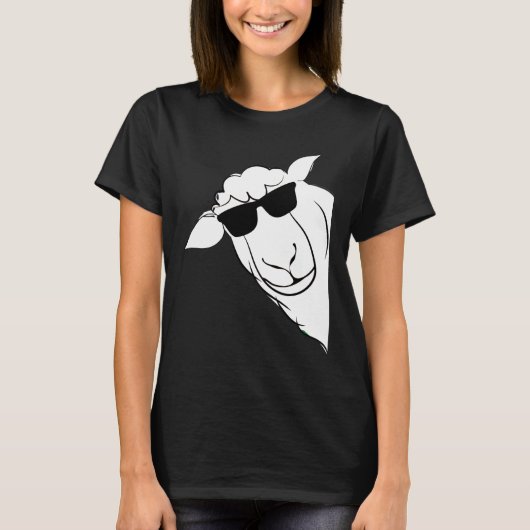 おもしろいヒツジとサングラス農家 Tシャツ (正面)