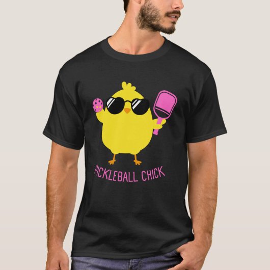おもしろいピックボールシャツPICKLEBALL CHICKプルオーバーH Tシャツ (正面)