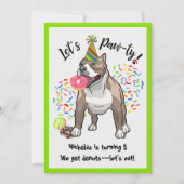 おもしろいピットブル犬のドーナツ誕生日パーティー 招待状 (正面)