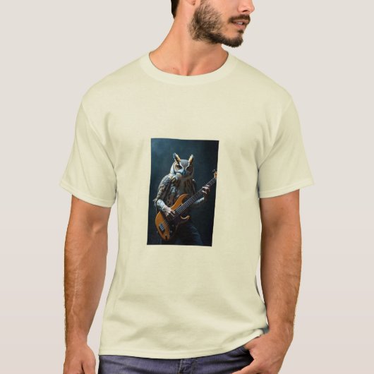おもしろいフクロウのベース奏者Tシャツ Tシャツ (正面)