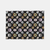 おもしろいフクロウの黒い背景 フリースブランケット (正面(横))