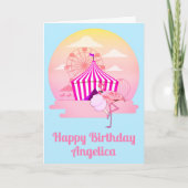おもしろいフラミンゴ誕生日パーティーのカーニバル カード (正面)