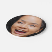 おもしろいフル顔クローズアップセルフィー写真 ペーパープレート (アングル)
