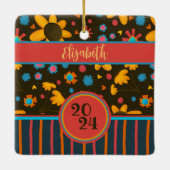 おもしろいフローラカスタムデイジー写真名日付 セラミックオーナメント (裏面)