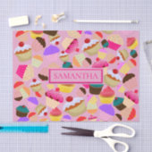 おもしろいブライトピンクのカップケーパーソナライズされたキ- 薄葉紙 (クラフト)