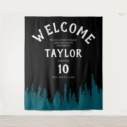 おもしろいブラックアドベンチャージプリンアウトドアフォレストパーティー タペストリー (正面)