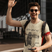 おもしろいブリティッ食べ物ク・ラクーンのガベージ・キャンプファイア Tシャツ