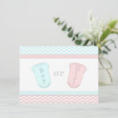 おもしろいベビーワンピースジェンダーリビールパーティの招待状 招待状 (スタンド正面)