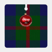 おもしろいペットフォトアグニュータータンチェックスコティッシュクリスマスツリー メタルオーナメント (裏面)