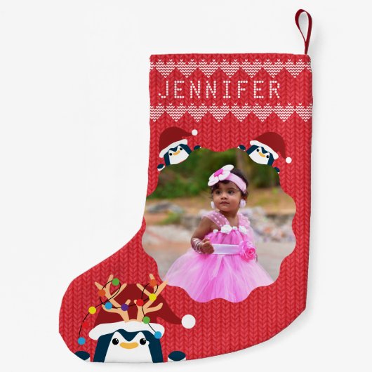 おもしろいペンギンあなたの写真名かわいいベビー幼児レッド スモールクリスマスストッキング (裏面)