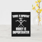 おもしろいホッケーは男の子にとって大切な贈り物 カード (黄色い花)