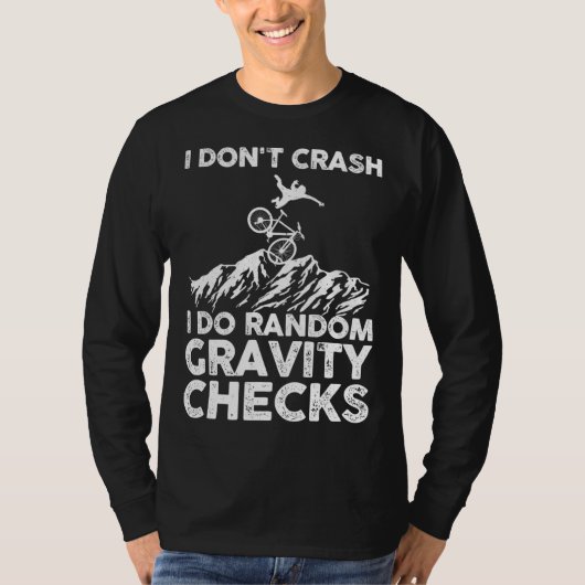 おもしろいマウンテンバイクアートMTBマウンテンサイクリング恋人 Tシャツ (正面)