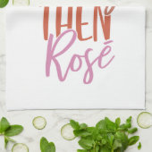 おもしろいマムライフワインラバーガールボスピンク引用文  キッチンタオル (折り畳み)