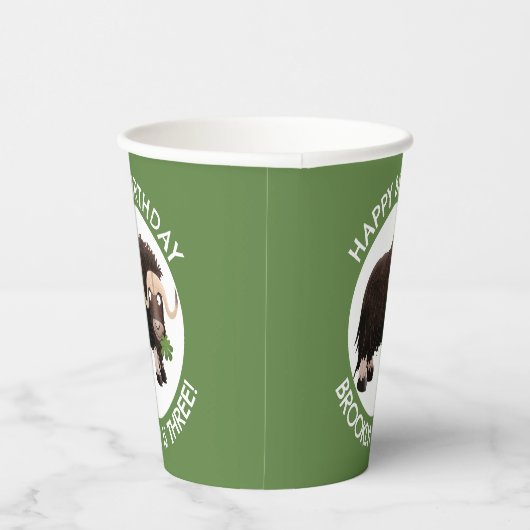 おもしろいムスク牛のパーソナライズされた誕生日 紙コップ (右)