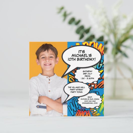 おもしろいモダンフォト誕生日パーティーブルー任意の年齢 招待状 (スタンド正面)