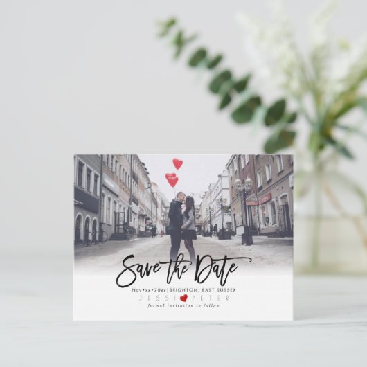 おもしろいモダンブラシスクリプト日付の保存 案内ポストカード (スタンド正面)