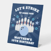 おもしろいモダンボーリング誕生会を開く 台座サイン (正面)