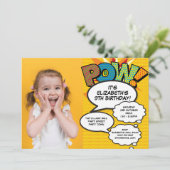 おもしろいモダン誕生日パーティフォト漫画任意の年齢 招待状 (スタンド正面)