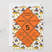 おもしろいユニーク建築ゾーンロードシンボルや象徴誕生日 招待状 (正面)