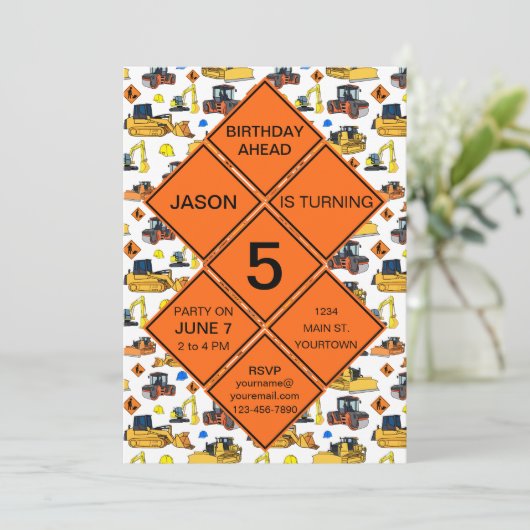 おもしろいユニーク建築ゾーンロードシンボルや象徴誕生日 招待状 (スタンド正面)