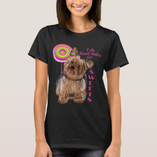 おもしろいユーモアのある菓子は手で振る Tシャツ