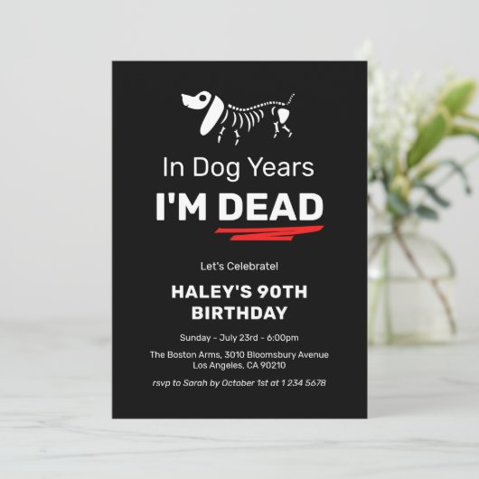 おもしろいユーモアのジョーク犬の年90th大人の誕生日 招待状 (スタンド正面)