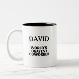 おもしろいユーモア世界の最も変わった同僚のカスタム文字 ツートーンマグカップ