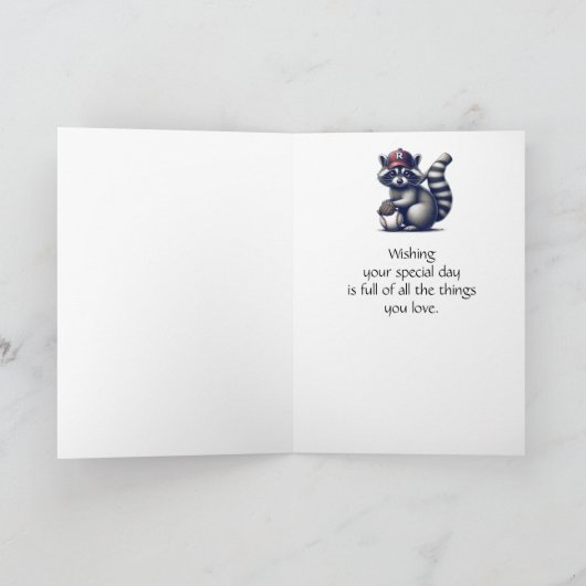 おもしろいラクーンブラザーベースボール誕生日動物 カード (内部)