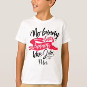 おもしろいラブ走レッドブラックバニーモチベーションタイポグラフィ Tシャツ (正面)