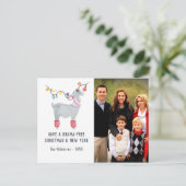 おもしろいラマをテーマにしたクリスマスファミリー写真 シーズンポストカード (スタンド正面)